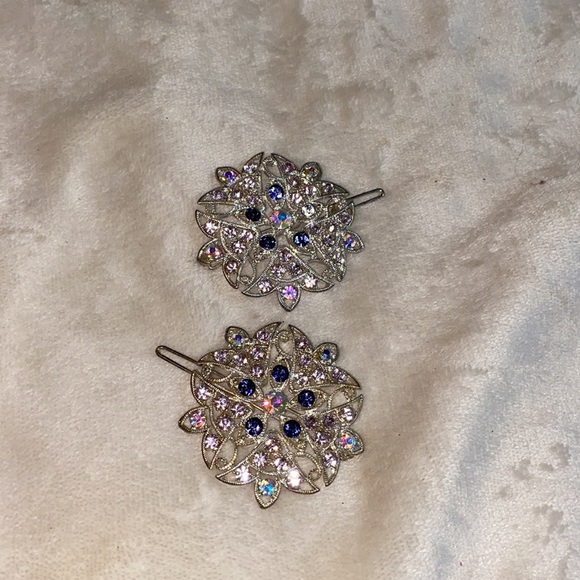 NIP So pretty silver hairclasps w/multicolored stones - Picture 3 of 4